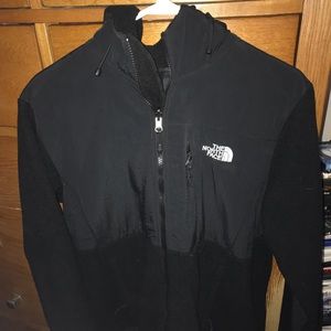 Women’s black north face Denali jacket